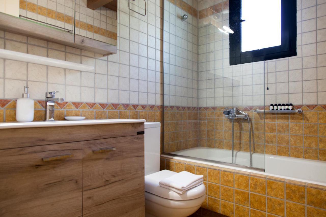 Villa Skyfall Kalamítsi Buitenkant foto