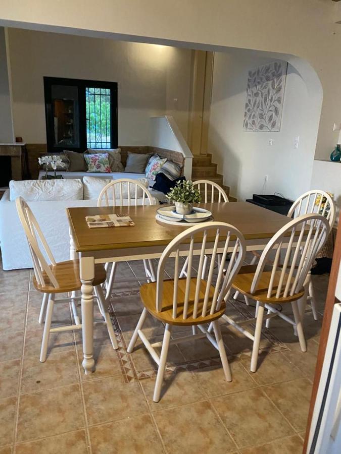 Villa Skyfall Kalamítsi Buitenkant foto
